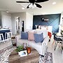 Cozy Apartment in Austin by The Key Rentals