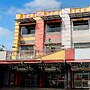 OYO 94581 Surya Residence Medan