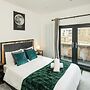 Superb 3bedroom House in Greenwich With Parking