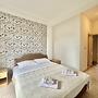 B&M Holiday Rooms