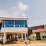 Marchforte-Courtyard Hotel