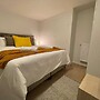 One Lux Stay Near Antwerp Central - Studio Apartment