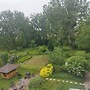 Old School House-2 Bedroom-sleeps 4-large Garden