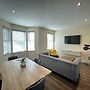 Vibrant and Cosy London Apartment
