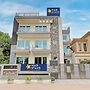 Madstays Hotel - Medicity Near Medanta Hospital