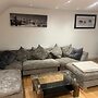Luxurious London House With 6 Bedrooms