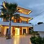 Finikas Suites & Apartments by Airstay
