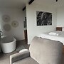 Seataya Honeymoon Suite