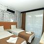 Mr Crane Hotel