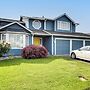 Home Theater & Large Backyard Deck: Tacoma Abode!