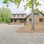 Greers Ferry Lake Retreat: Game Room + Fire Pit!