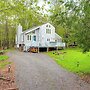 < 2 Mi to Big Bass Lake: Modern Mtn Chalet!