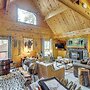 Hot Tub + Arcade Table: Spacious Retreat in Lead