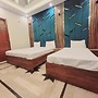 family rose guest house