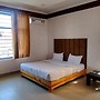 Fabhotel Aayat Home Stay