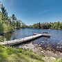 Lakefront Family Cabin w/ Views in Medford
