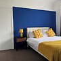 City Centre-4 Br-sleeps 7-garden-free Parking