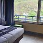 MISTY VALLEY INN