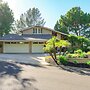 Spacious Retreat With Scenic Mountain Views
