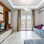 Beachside Modern Apartment