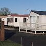 4 Bed Seaside Caravan, Free Wifi Pet Friendly
