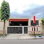 OYO 2986 D&a Guesthouse Syariah And Rent