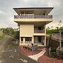 OYO 94582 Villa Beringin Puncak