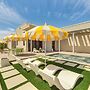 Desert Oasis in Palm Springs w/ Resort-style Perks