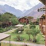 Lizzy Wasi Urubamba