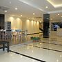 Nite & Day Batam Jodoh Square