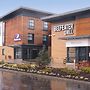 Premier Inn Glasgow Newton Mearns - M77 J4