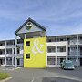 B&B HOTEL Alençon Nord