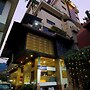 Hotel Gateway Grandeur