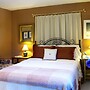 Simcoe Suites on the Henley B&B