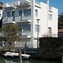 Villa Venice Movie