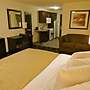 Stoughton Western Star Inn & Suites