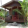 Beach Road Cottages at Jah Bs