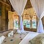 Omunity Bali