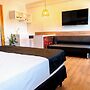 i5 Play Hotel