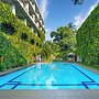 Kandyan Reach Hotel