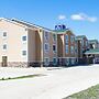 Cobblestone Hotel & Suites – Devils Lake