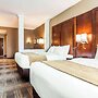 Comfort Suites University