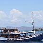Komodo Cruise Boat