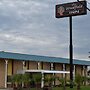 Woodfield Inn & Suites