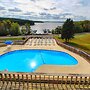 Tanglwood Resort