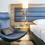 Moxy Berlin Ostbahnhof, a Marriott Hotel