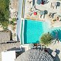 Coral Estate Luxury Resort