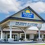 Days Inn and Suites by Wyndham Oxford