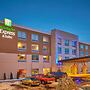 Holiday Inn Express & Suites Hermiston Downtown, an IHG Hotel