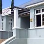 Oasis Shanti Backpackers